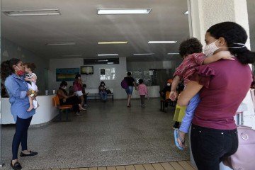 Mães relatam drama com filhos nos hospitais públicos e falta de profissionais -  (crédito: Minervino Júnior/CB/D.A.Press)
