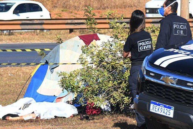  28/06/2022. Crédito: Ed Alves/CB/D.A Press. Brasil. Brasília - DF. Cidades. Mulher é assassinada e corpo abandonado às margens da Estrutural. 