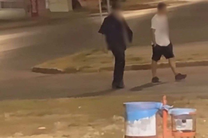 Em relato nas mídias sociais, Brenda Araújo relata que ela e um grupo de amigos foram alvo de ataques em um estabelecimento comercial - (crédito: Reprodução/Redes Sociais) Em relato nas mídias sociais, Brenda Araújo relata que ela e um grupo de amigos foram alvo de ataques em um estabelecimento comercial - (crédito: Reprodução/Redes Sociais)