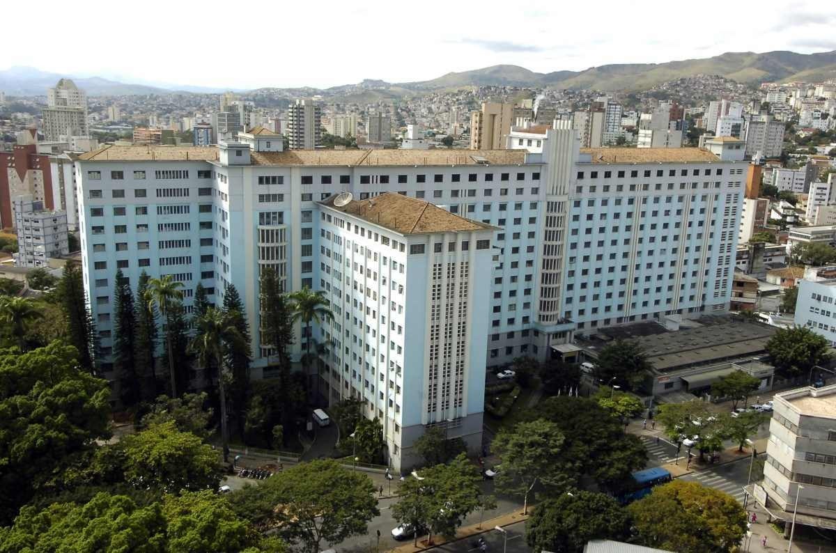 Incêndio atinge Santa Casa de Belo Horizonte e duas pessoas morrem