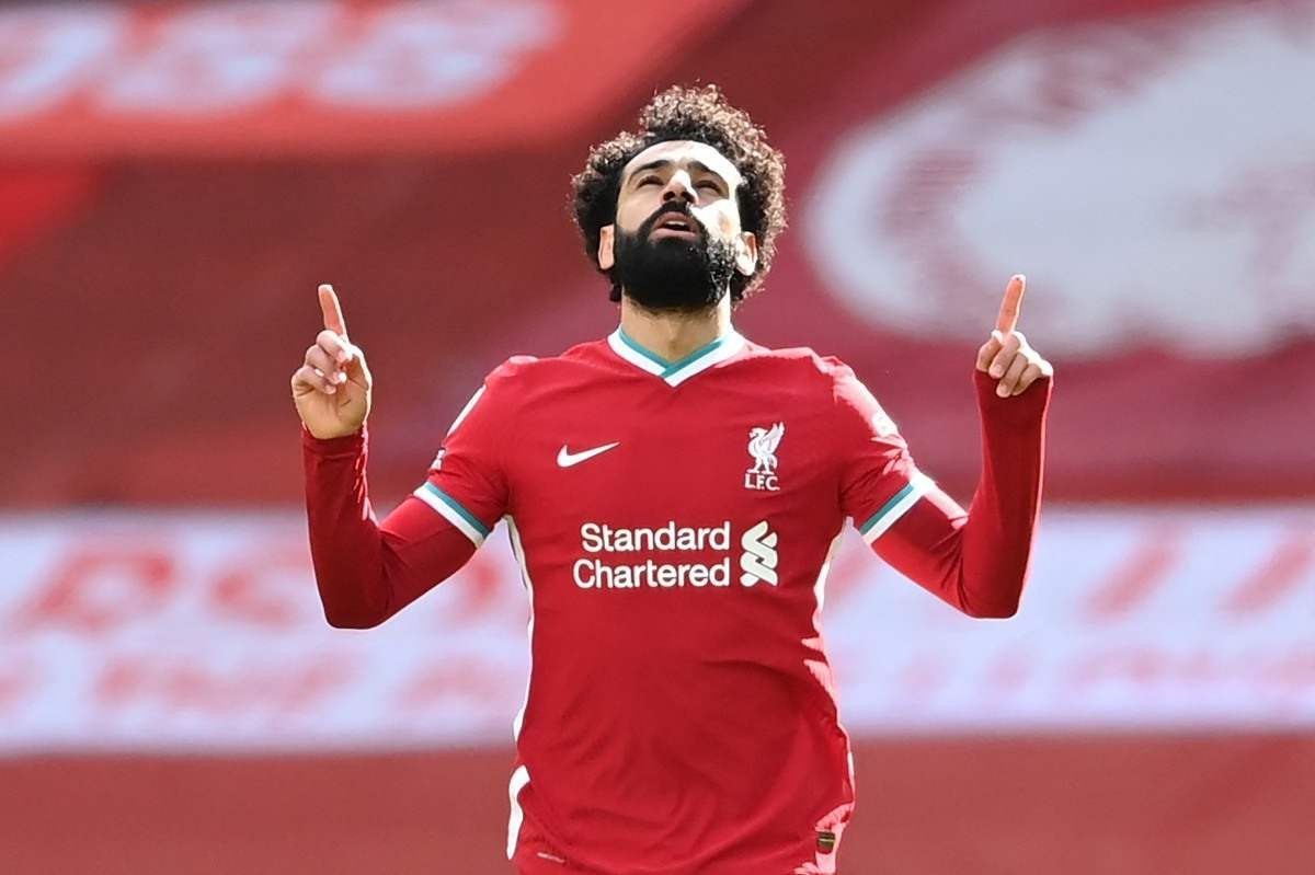 Salah põe fim às especulações e renova contrato com o Liverpool