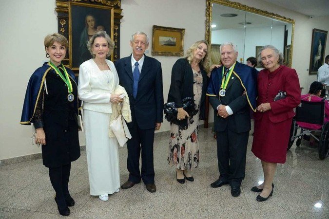 Regina Lacerda, Clotilde Chaparro e Vanderley de Freitas, Maria Helena Brayer, João Fagundes e Irene