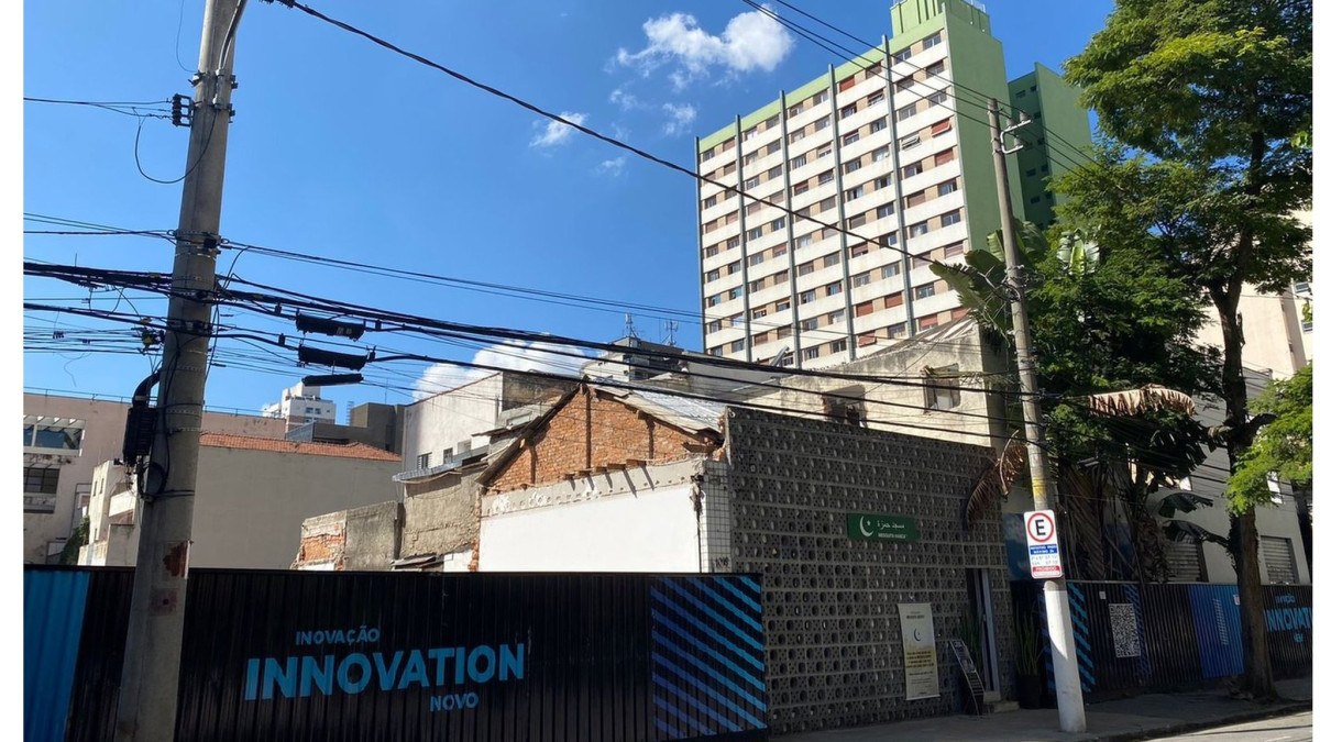 'Boom' imobiliário força saída de mesquita e sinagoga de bairro nobre em SP