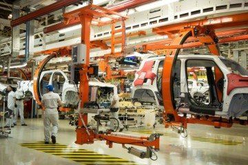 Três das quatro grandes categorias econômicas e 16 dos 25 ramos industriais pesquisados tiveram expansão na produção - 
