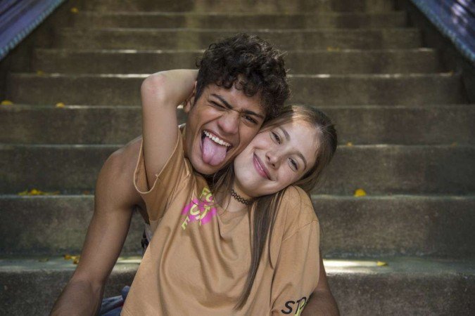 Ao lado de Caroline Dallarosa como 
Cléber e Anjinha, casal sensação 
de Malhação — Toda forma de amar
