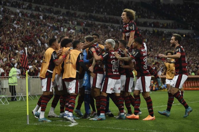 Flamengo venderá ingressos para jogo contra Coritiba até o fim do 1º tempo