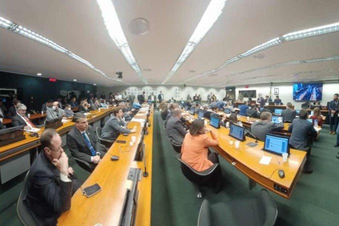 Com a aprovação do relatório de receitas, a CMO deverá discutir, em data a ser agendada, o relatório preliminar do orçamento geral - (crédito: Divulgação/CMO) Com a aprovação do relatório de receitas, a CMO deverá discutir, em data a ser agendada, o relatório preliminar do orçamento geral - (crédito: Divulgação/CMO)