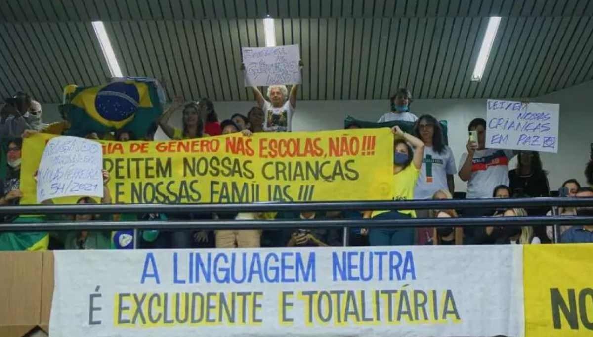 Linguagem neutra: Câmara de BH aprova em 1° turno PL que proíbe ensino