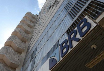 Atuação do BRB na oferta de crédito consignado fere a legislação aprovada na CLDF -  (crédito: Ed Alves/CB/D.A Press)
