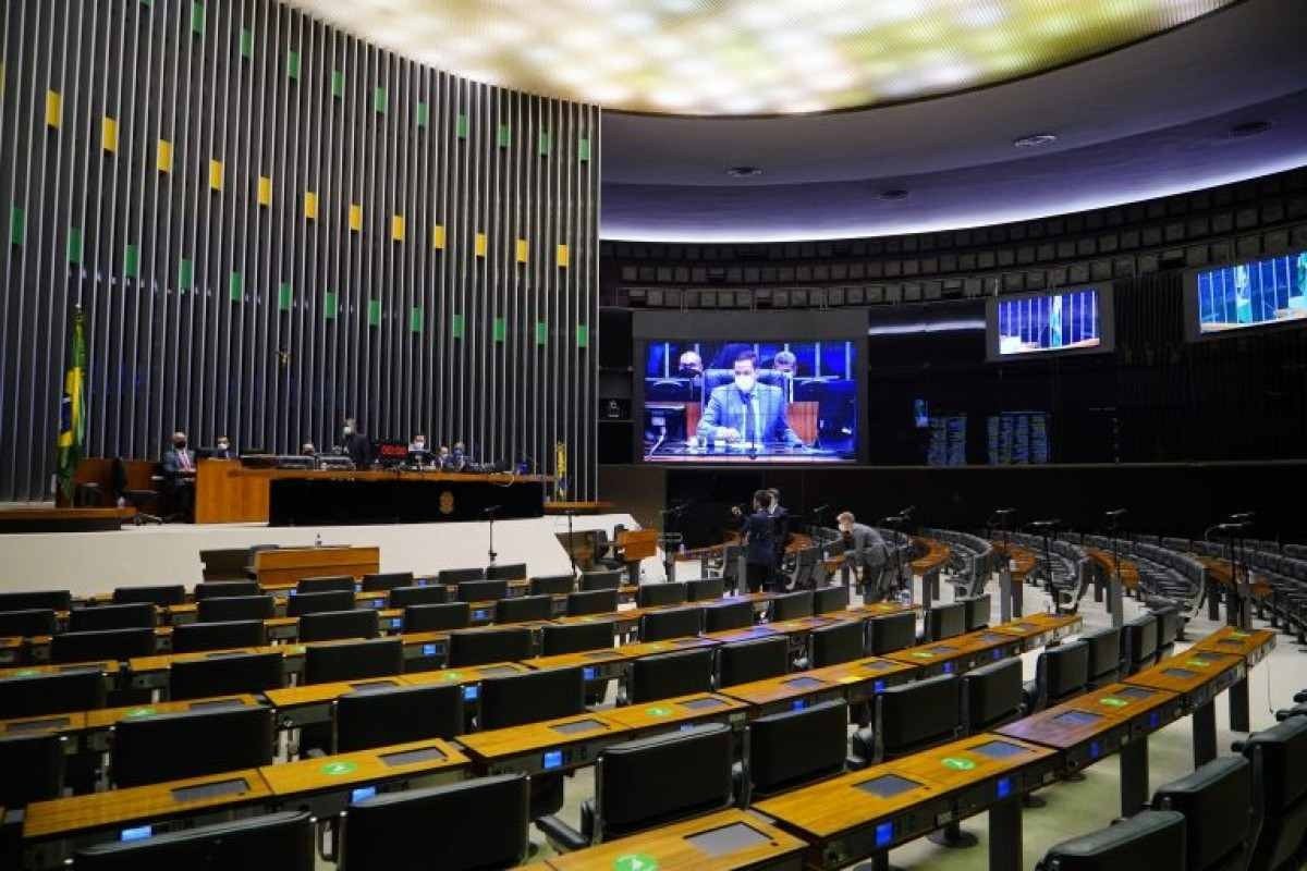 Deputados se movimentam para criar frentes parlamentares temáticas