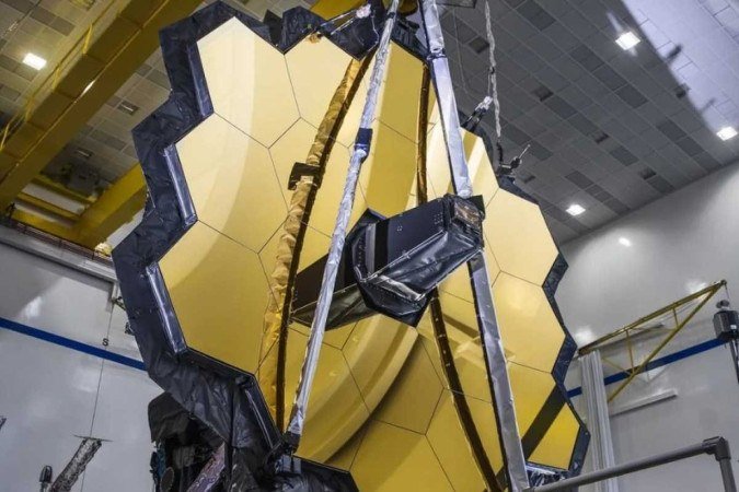 Imagem do JWST antes do lançamento - (crédito: NASA/Chris Gunn) Imagem do JWST antes do lançamento - (crédito: NASA/Chris Gunn)