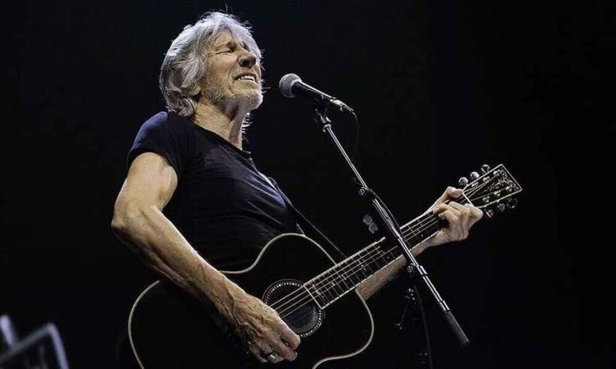 Roger Waters dispensa fãs que reclamam de suas visões políticas