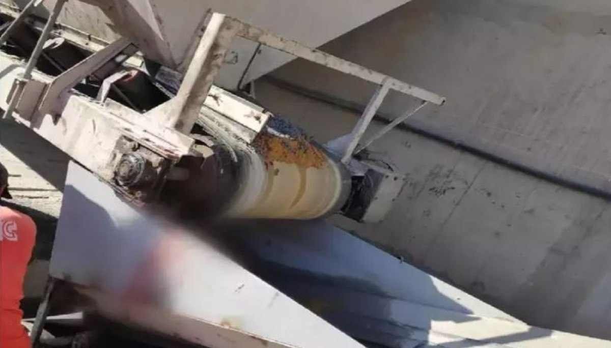 Trabalhador fica com braços presos em máquina de misturar concreto