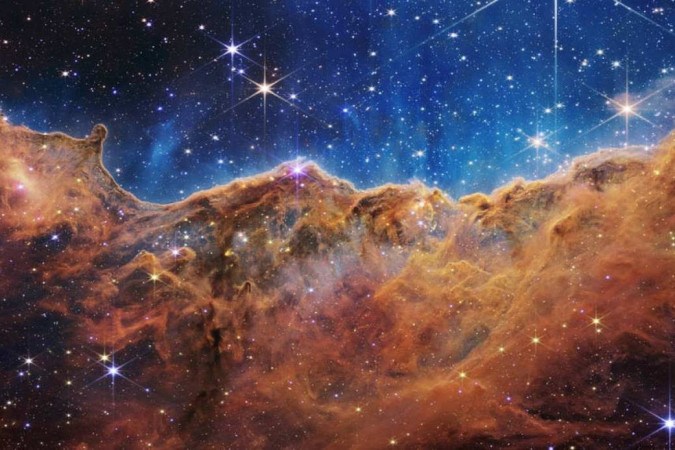 Imagem da Nebulosa de Carina captada pelo Telescópio James Webb da NASA - (crédito: NASA, ESA, CSA and STScI)