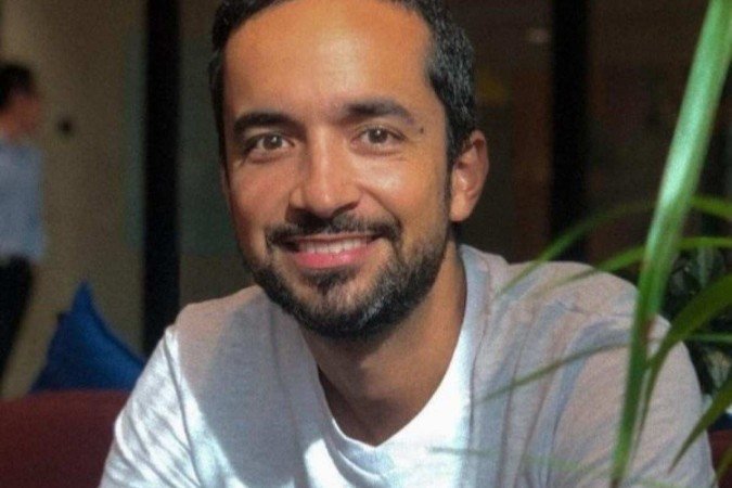 David Phyton, co-fundador da Cariuma, marca de tênis conhecida por seus designs elegantes e colaborações descoladas