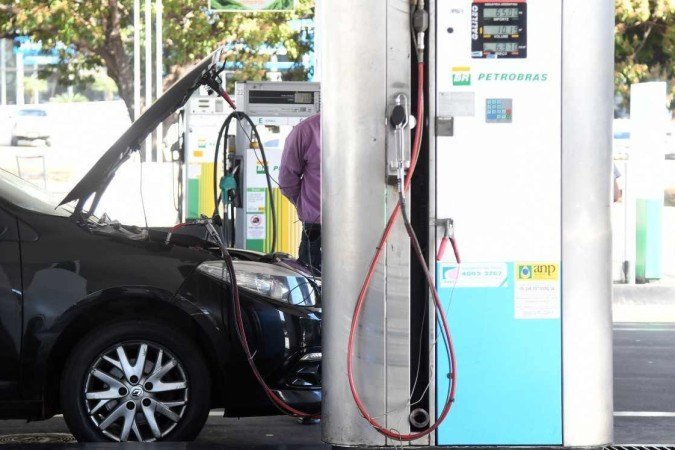  14/07/2022. Crédito: Ed Alves/CB/D.A Press. Brasil. Brasília - DF. Cidades. GNV ainda não baixou os impostos. Posto na Candangolandia. 