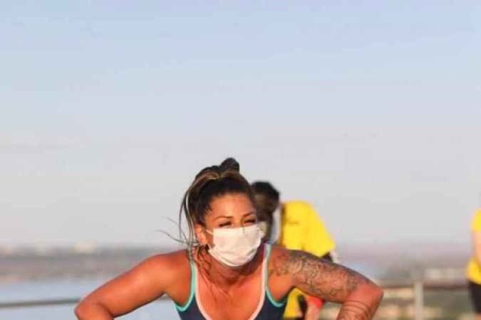 Treino aeróbico de bike 