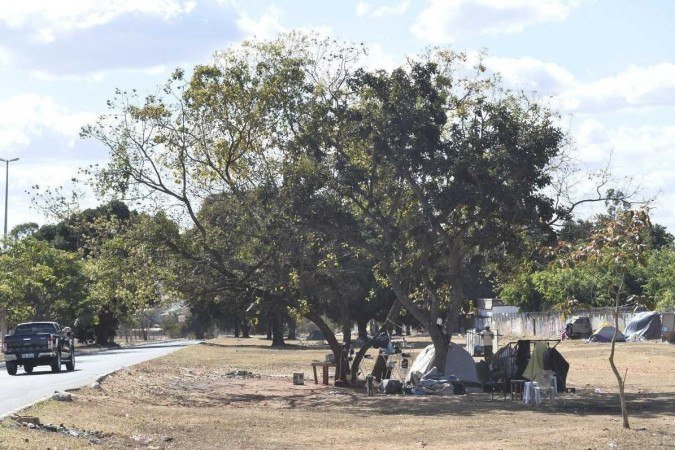  21/07/2022 Crédito: Minervino Junior/CB. Cidades. Sensação de insegurança pelos moradores da Asa Norte e Sul. Invasão próximo a Casa do Ceará na Asa Norte.