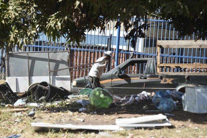  21/07/2022 Crédito: Minervino Junior/CB. Cidades. Sensação de insegurança pelos moradores da Asa Norte e Sul. Invasão próximo a Casa do Ceará na Asa Norte.