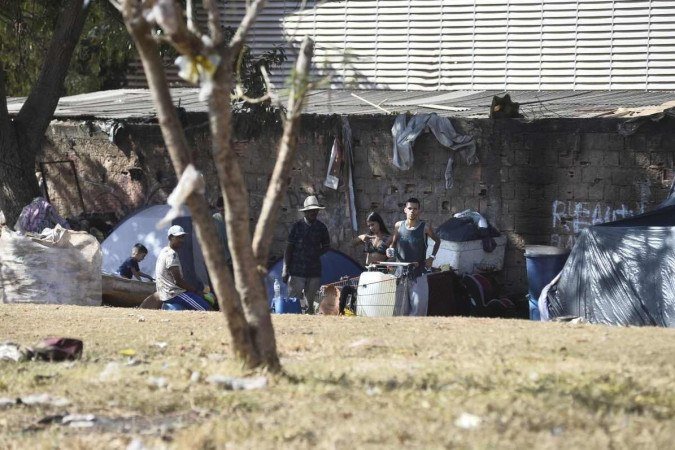  21/07/2022 Crédito: Minervino Junior/CB. Cidades. Sensação de insegurança pelos moradores da Asa Norte e Sul. Invasão próximo a Casa do Ceará na Asa Norte.