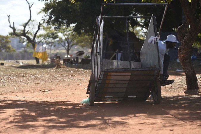  21/07/2022 Crédito: Minervino Junior/CB. Cidades. Sensação de insegurança pelos moradores da Asa Norte e Sul. Invasão próximo a Casa do Ceará na Asa Norte.