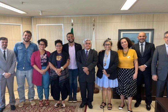 Presidente do TRE-DF, Roberval Belinati, recebe integrantes do PSol