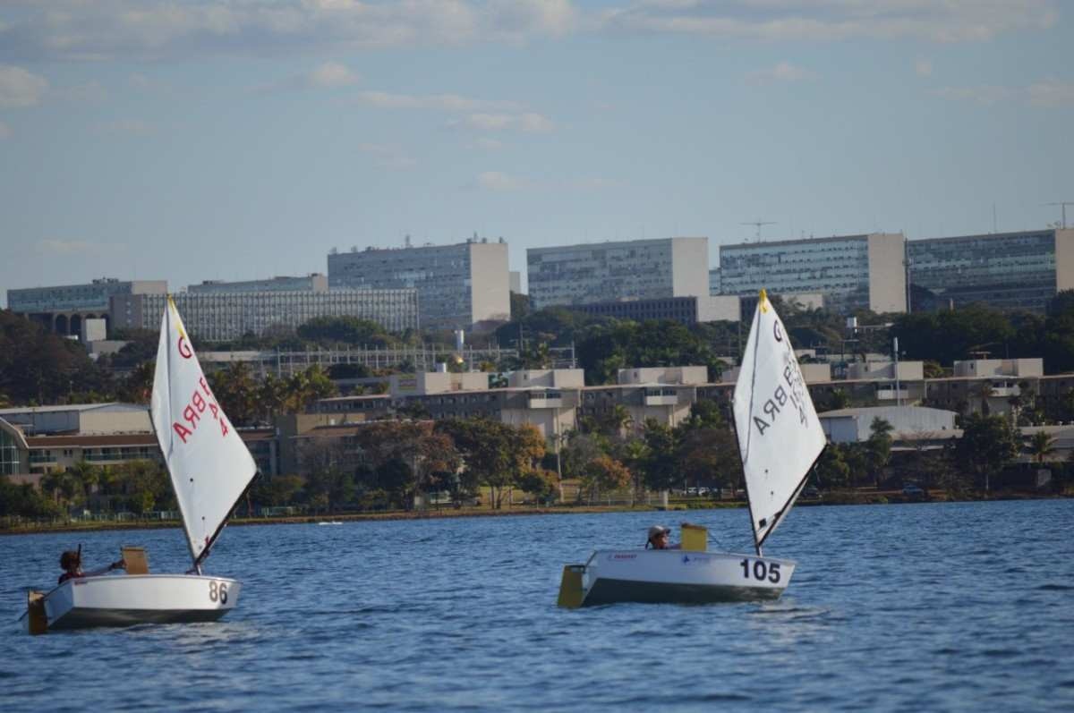 Saiba como foi o segundo dia do Campeonato Brasil Centro de Optimist