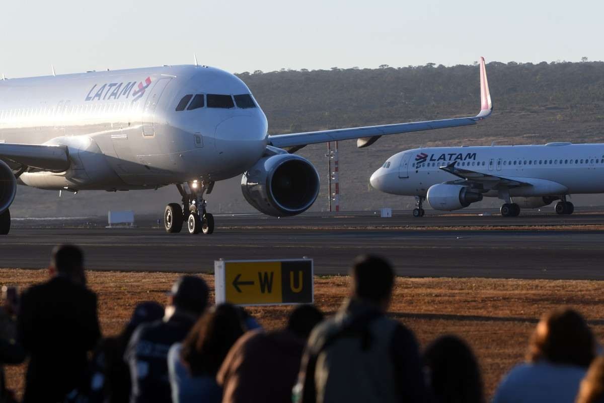 TJDFT condena Latam Airlines por separar mãe e filho em voo