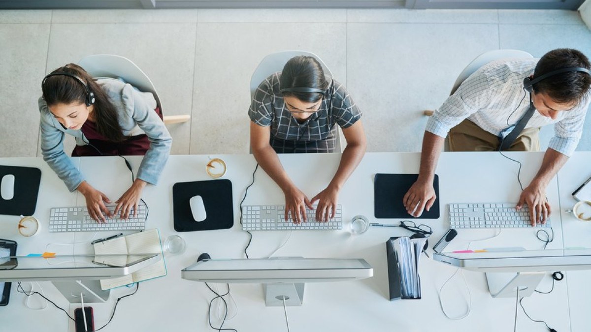 Trabalhador ou máquina? As 10 ocupações com maior (e menor) chance de sumir no Brasil