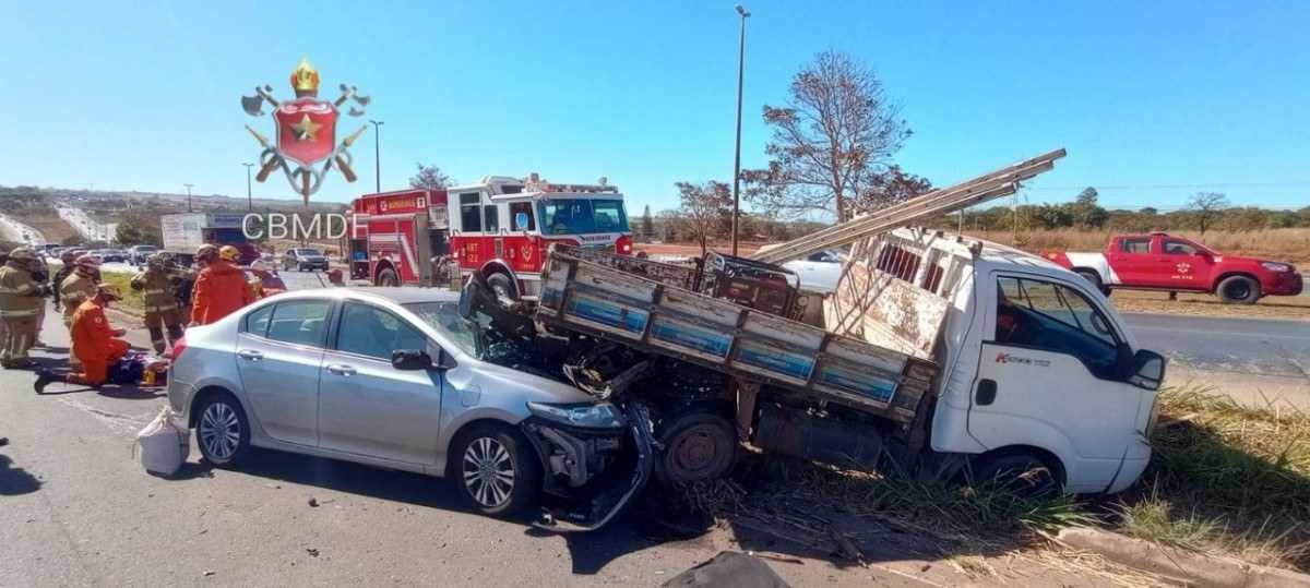 Acidente na BR-020 deixa duas vítimas com lesões; veja vídeo