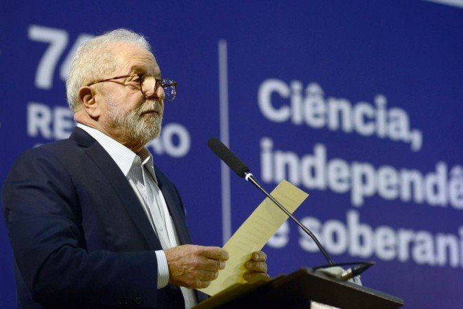  28/07/2022 Crédito: Marcelo Ferreira/CB/D.A Press. Brasil. Brasilia - DF - Luiz Inácio Lula da Silva, candidato a presidente do Brasil em 2022, discursa na 74ª Reunião Anual da Sociedade Brasileira para o Progresso da Ciência (SBPC) na Universidade de Brasília nesta quinta-feira (28/7)