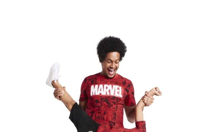 Camiseta estampa frontal Marvel e camiseta infantil Marvel, da Marisa 
(R$ 49,99 e 
R$ 39,99)