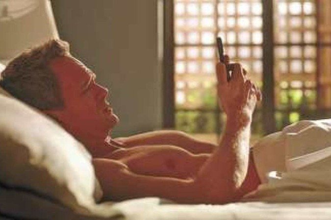 Neil Patrick Harris interpreta um corretor abandonado pelo marido após 17 anos de casamento em Neil Patrick Harris interpreta um corretor abandonado pelo marido após 17 anos de casamento em