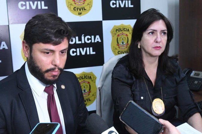  03/08/2022. Crédito: Ed Alves/CB/D.A Press. Brasil. Brasília - DF. Cidades. Suspeitos de matar técnica de enfermagem são levados para carceragem, pela morte de Danyanne Cunha Januário da Silva,