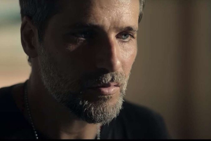 Netflix estreia 'Santo' produção internacional com Bruno Gagliasso – ES  Brasil