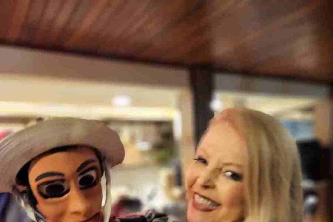 O boneco Francisco e a aniversariante