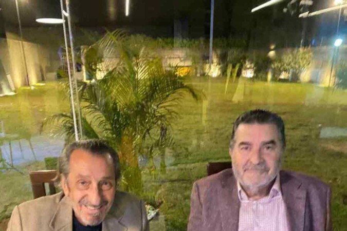 Celso Martins e Silvio Jucá apreciam a brincadeira