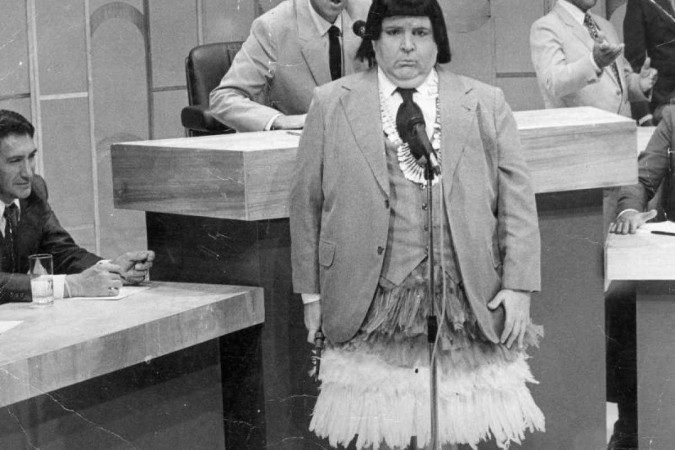  15/04/1983. CrÃ©dito: Rede Globo/DivulgaÃ§Ã£o. Ator, diretor e apresentador Jô Soares, no programa Viva o Gordo.
      Caption 