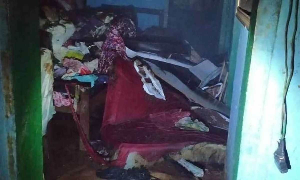 Jovem coloca fogo na casa da mãe por causa de R$ 2