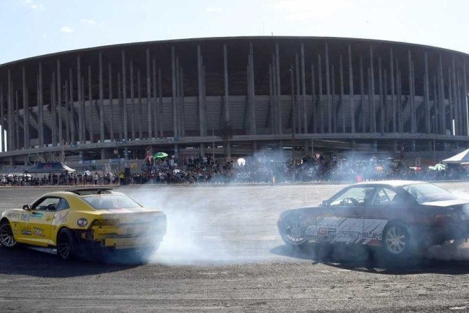  A prova foi realizada no estacionamento do Mané Garrincha, com participação de 28 pilotos brasileiros  