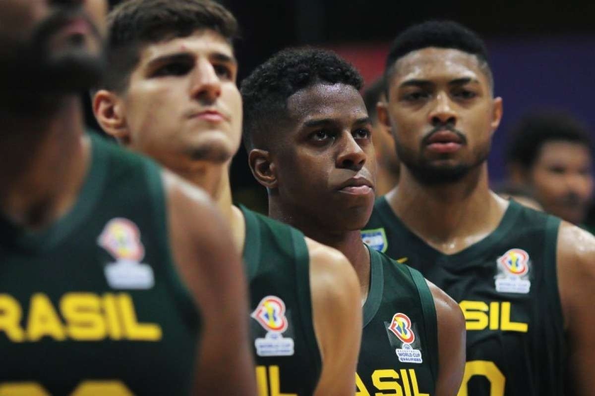 Novo técnico convoca Seleção Brasileira masculina de basquete para