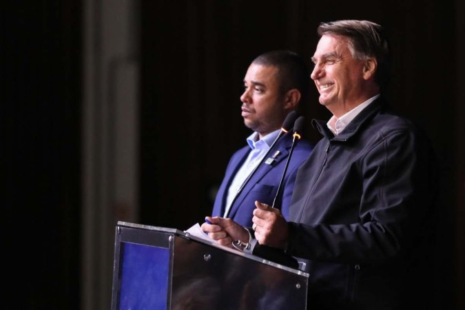 Campanha de Bolsonaro coloca em xeque ida a próximos debates