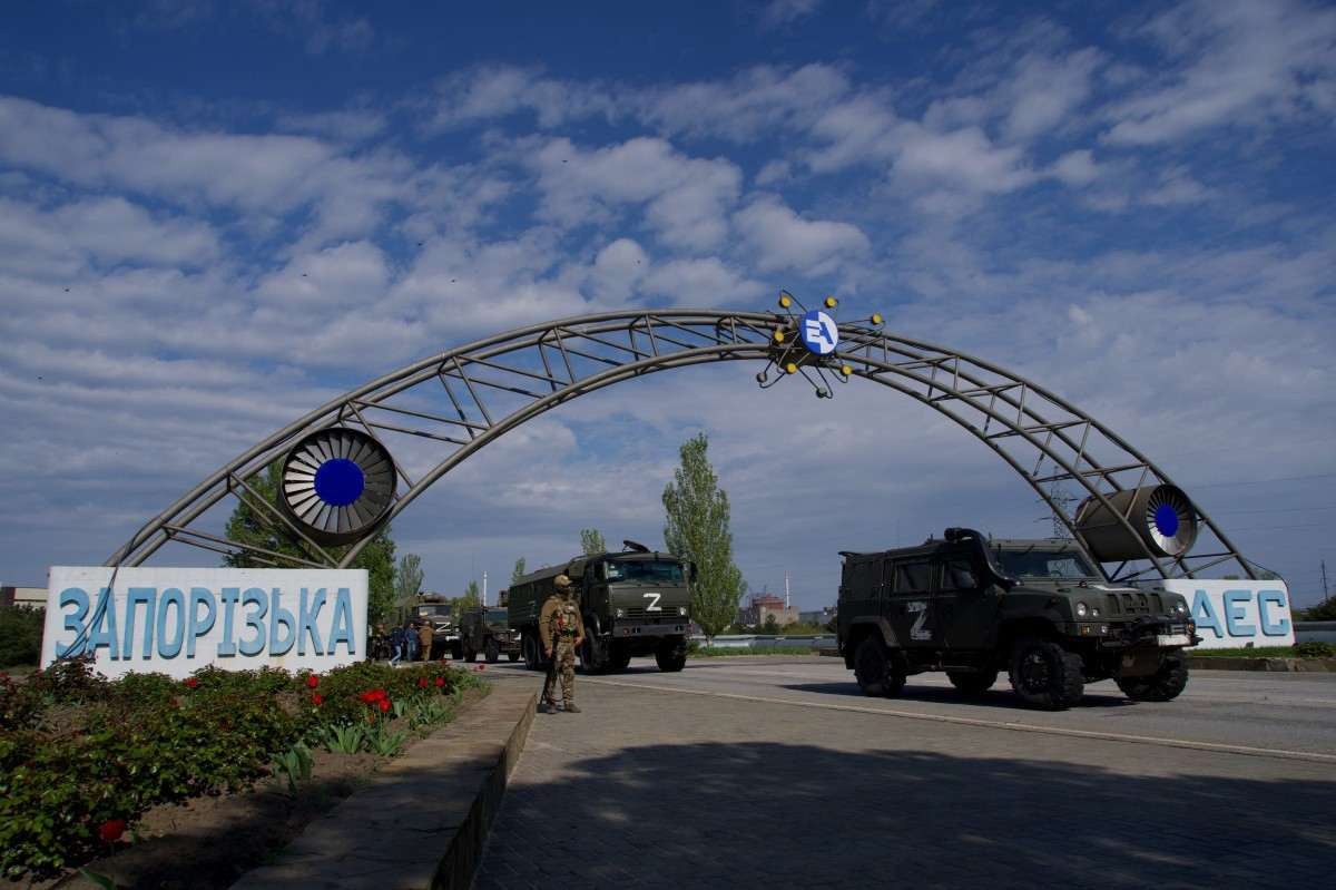 Bombardeios russos atingem usina nuclear ucraniana de Zaporizhzhia