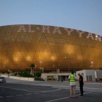 Palco de 10 jogos da Copa de 2022, o Lusail foi escolhido para Espanha x Argentina  -  (crédito: MUSTAFA ABUMUNES/AFP)