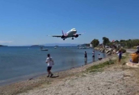 Reprodução/Twitter @kylemrostron1