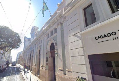 Vista geral da rua do consulado brasileiro em Lisboa: total de eleitores em Portugal mais do que dobrou em relação à eleição presidencial de 2018 -  (crédito: Reprodução/GoogleStreetView)