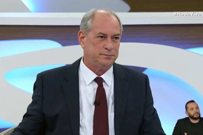 Ciro Gomes promete programa de renda m nima