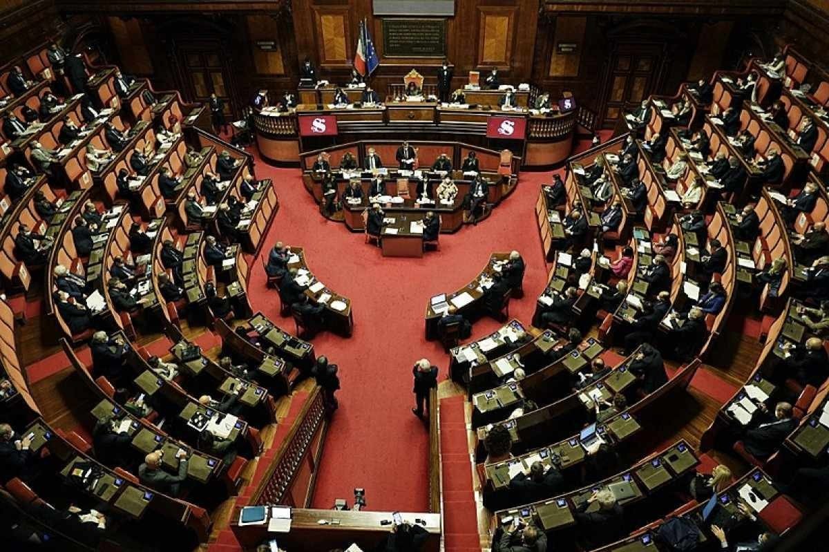 Disputa por vaga no Senado da Itália vira teste para Lula e Bolsonaro