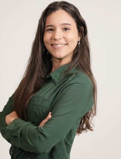 Paula Rocha, aprovada em farm&aacute;cia e em engenharia de telecomunica&ccedil;&atilde;o em institui&ccedil;&otilde;es do Rio de Janeiro