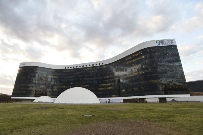 A legislação estabelece que todas as legendas são obrigadas a prestar contas anualmente em prol da transparência do uso dos recursos públicos - (crédito: Minervino Junior/CB) A legislação estabelece que todas as legendas são obrigadas a prestar contas anualmente em prol da transparência do uso dos recursos públicos - (crédito: Minervino Junior/CB)